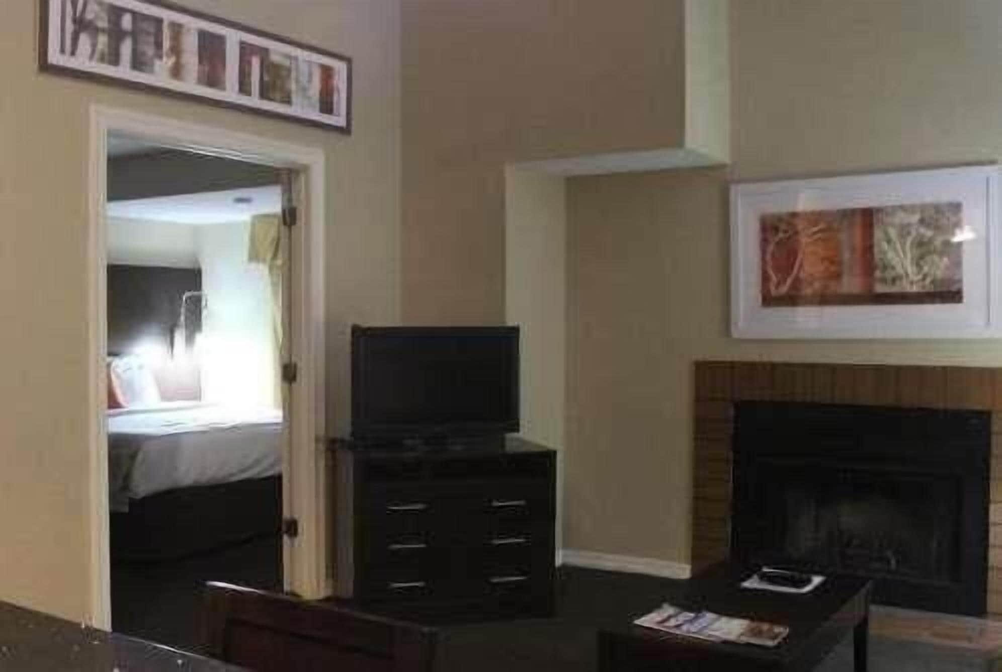 Hawthorn Extended Stay By Wyndham Wichita Dış mekan fotoğraf