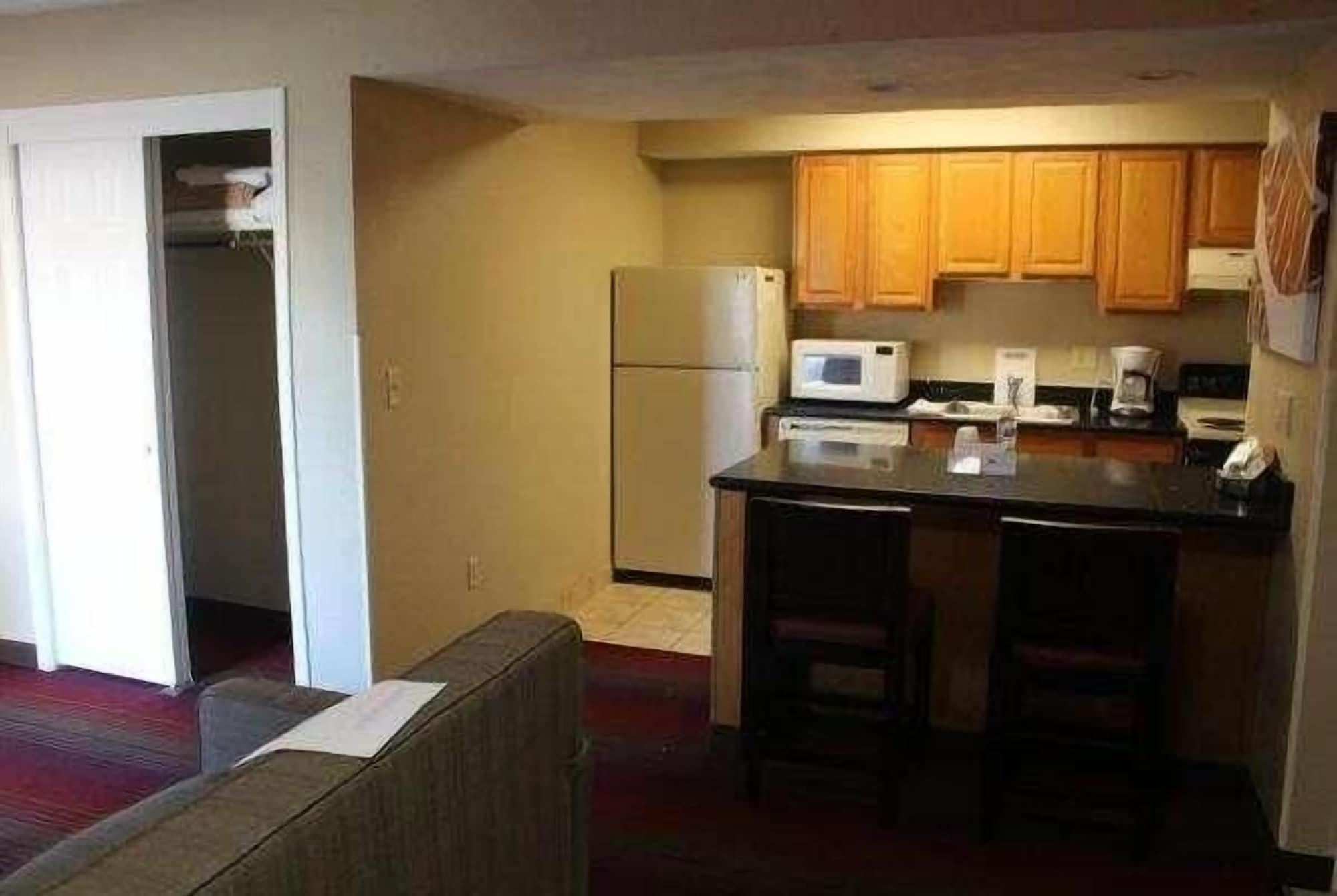 Hawthorn Extended Stay By Wyndham Wichita Dış mekan fotoğraf