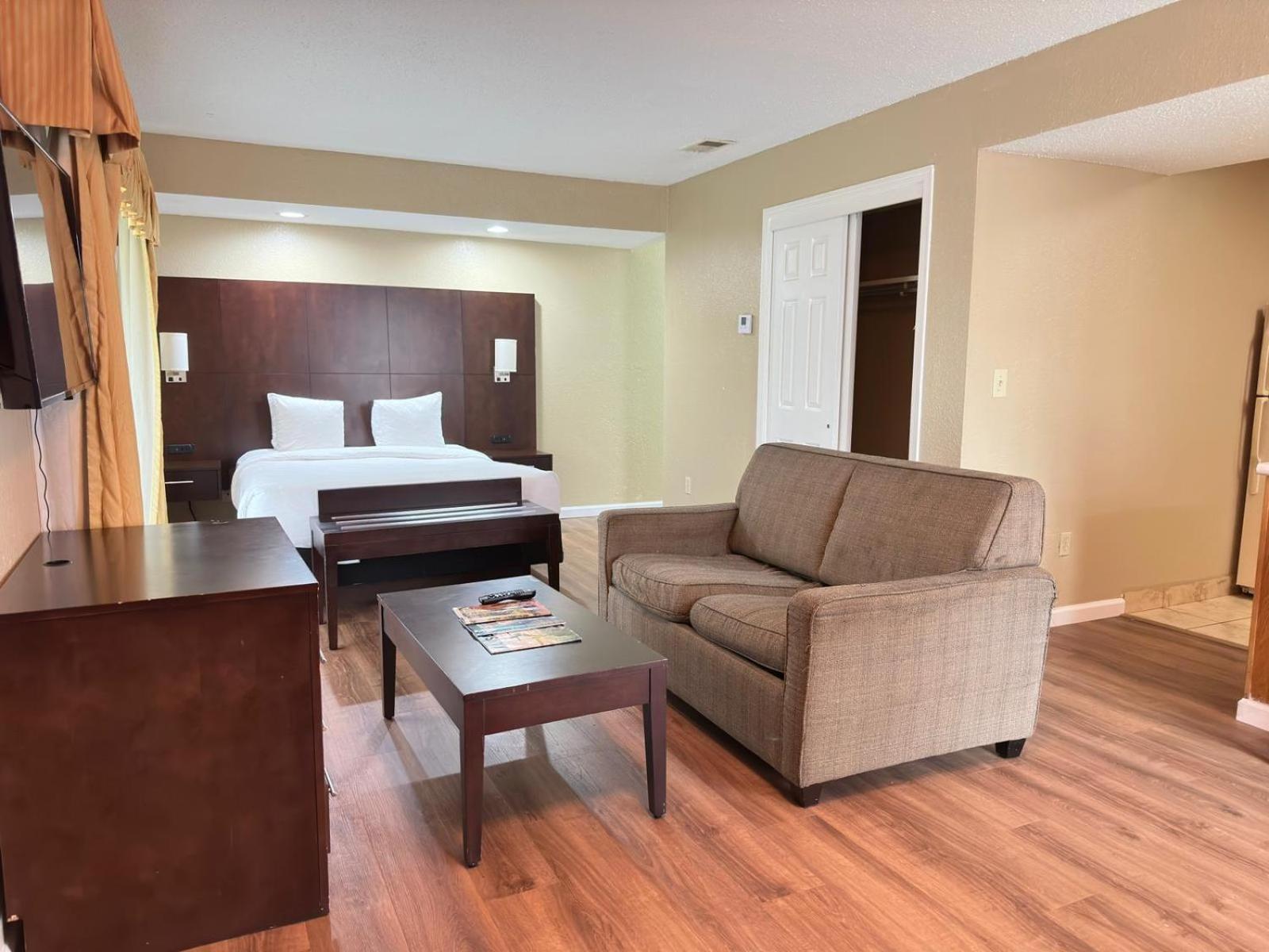 Hawthorn Extended Stay By Wyndham Wichita Dış mekan fotoğraf