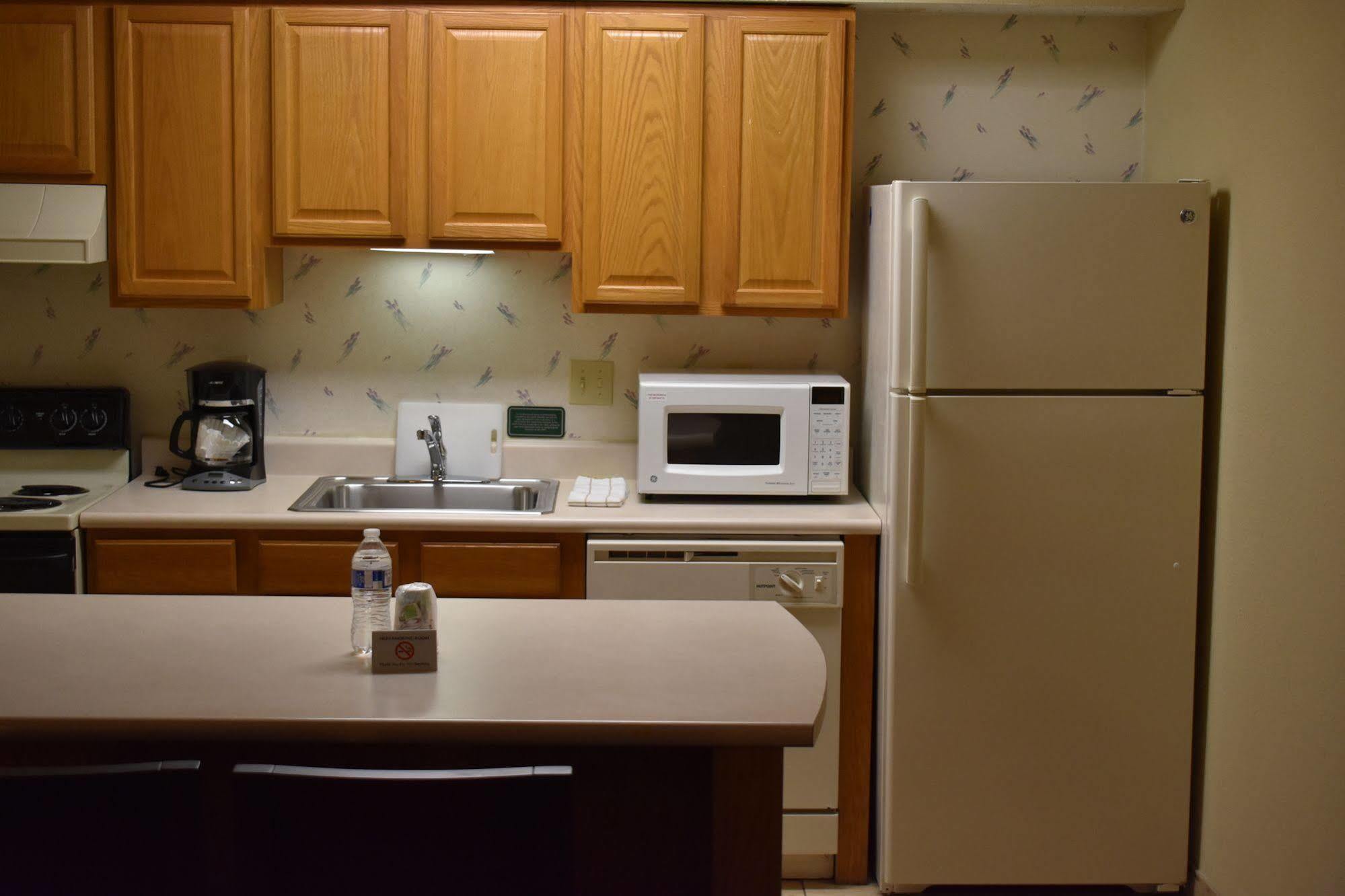 Hawthorn Extended Stay By Wyndham Wichita Dış mekan fotoğraf